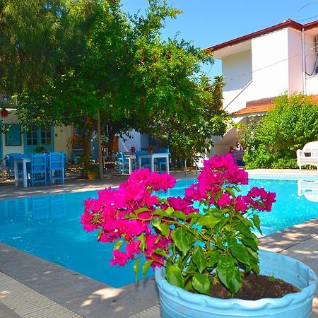 Jenny'S House Hotel Селемие Экстерьер фото